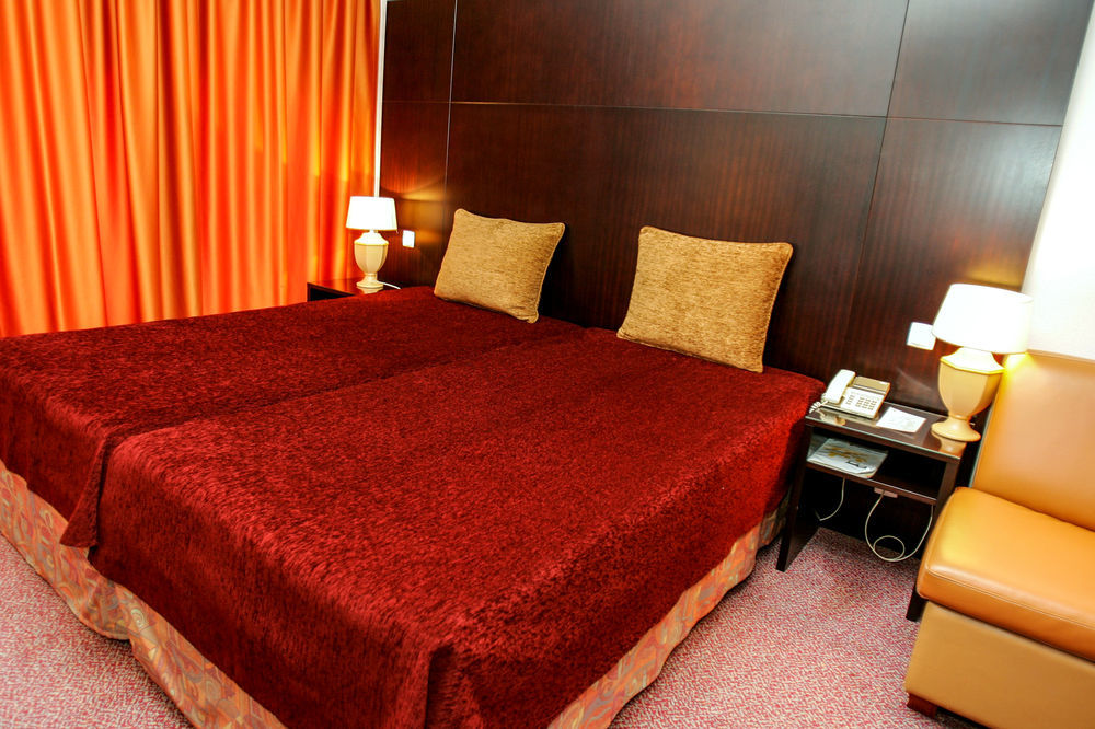 Canadiano Urban Nature Hotel Ponta Delgada  Exterior photo